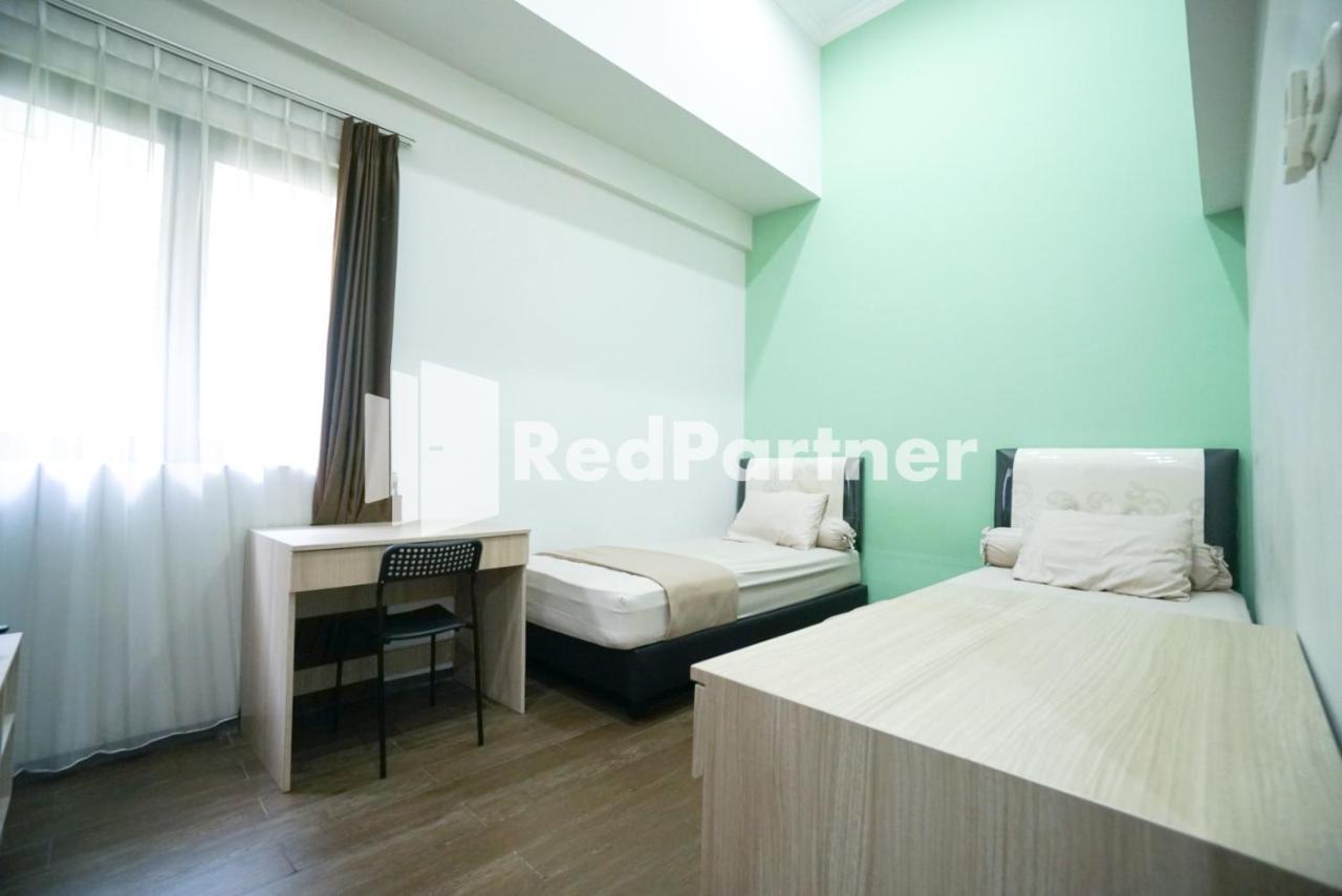 מלון ג'קרטה Toba Mansion Syariah Near Benhil Redpartner מראה חיצוני תמונה