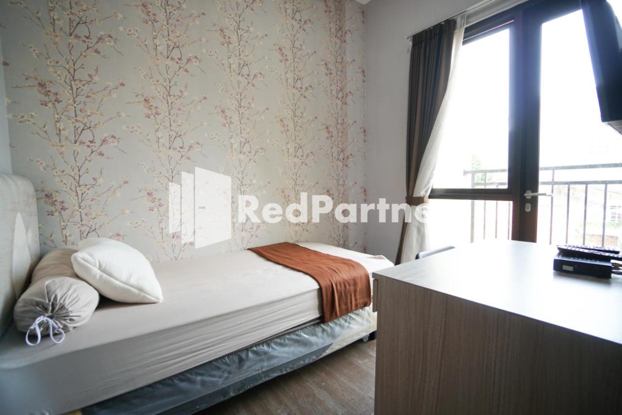 מלון ג'קרטה Toba Mansion Syariah Near Benhil Redpartner מראה חיצוני תמונה